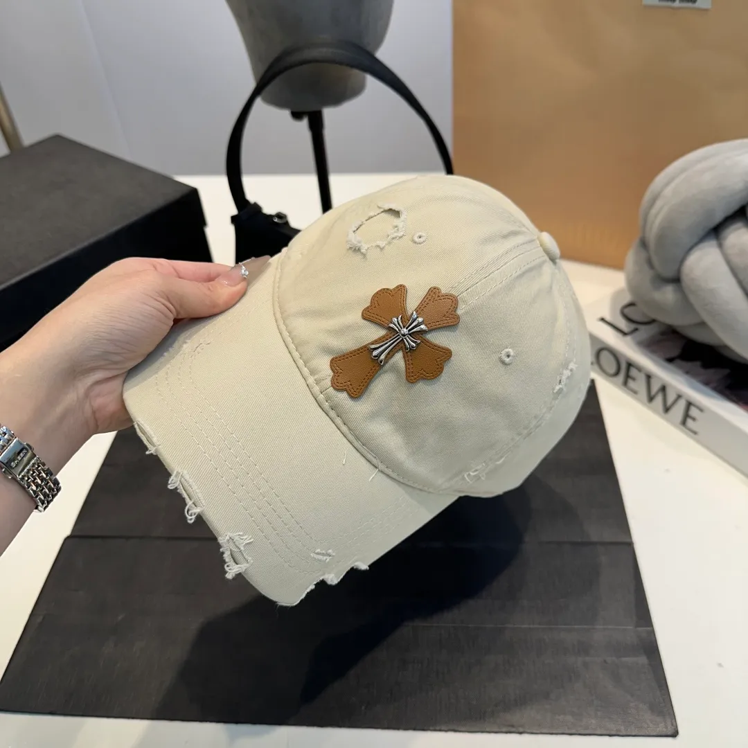 P60 Chrome Hearts 💓Early spring Korean style fashion retro distressed hole hat worn design versatile baseball cap peaked cap
